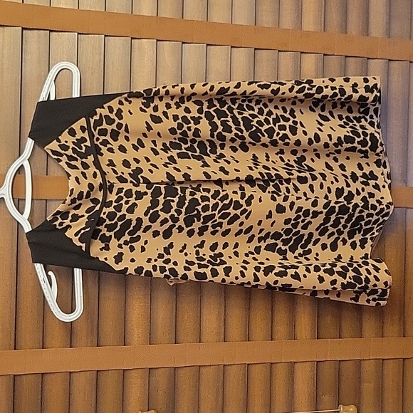 Top - Picture 3 of 3